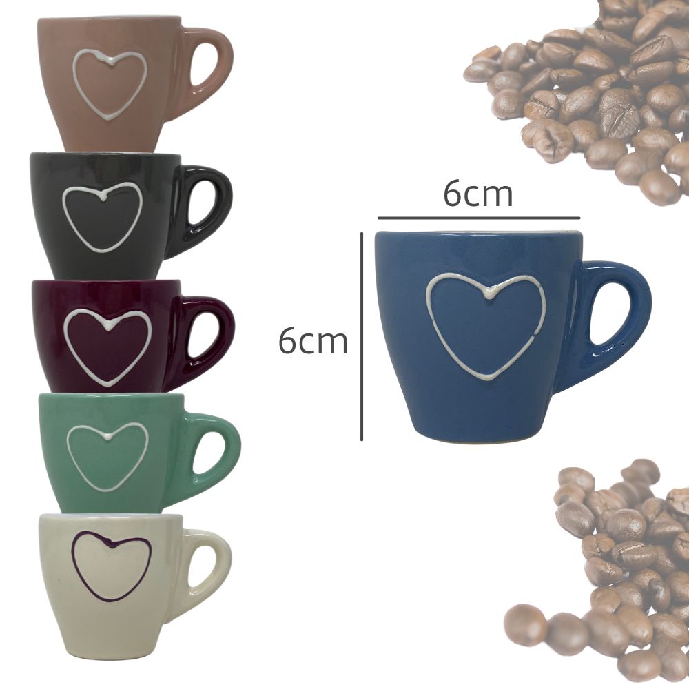 Set 6 tazzine da caffè in porcellana colorate con fantasia cuore, misure 6cm x 6cm
