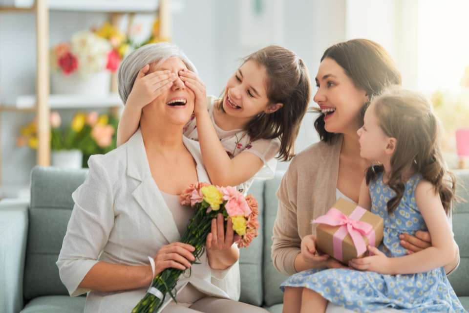 3 idee regalo per la Festa della Mamma: eleganza e semplicità per la tavola