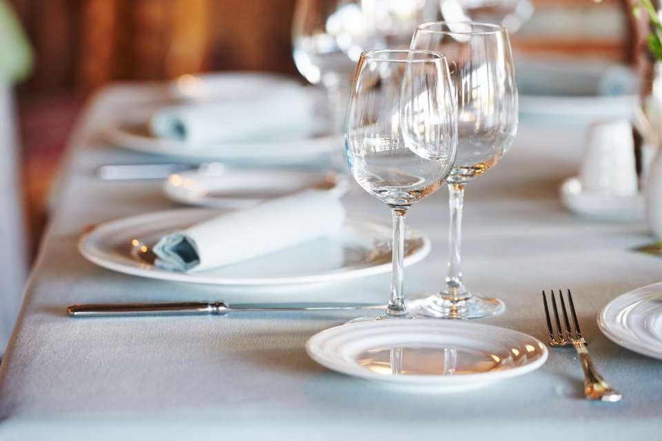 5 errori da evitare quando scegli i piatti da tavola (e come fare la scelta giusta)