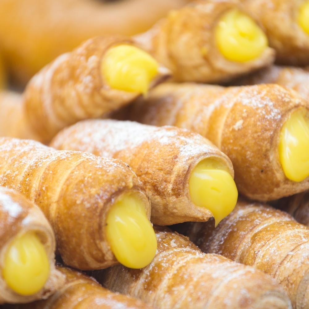 Cannoli siciliani ripieni, varie misure, stampi per cannoli siciliani. (33634802) (38868159)