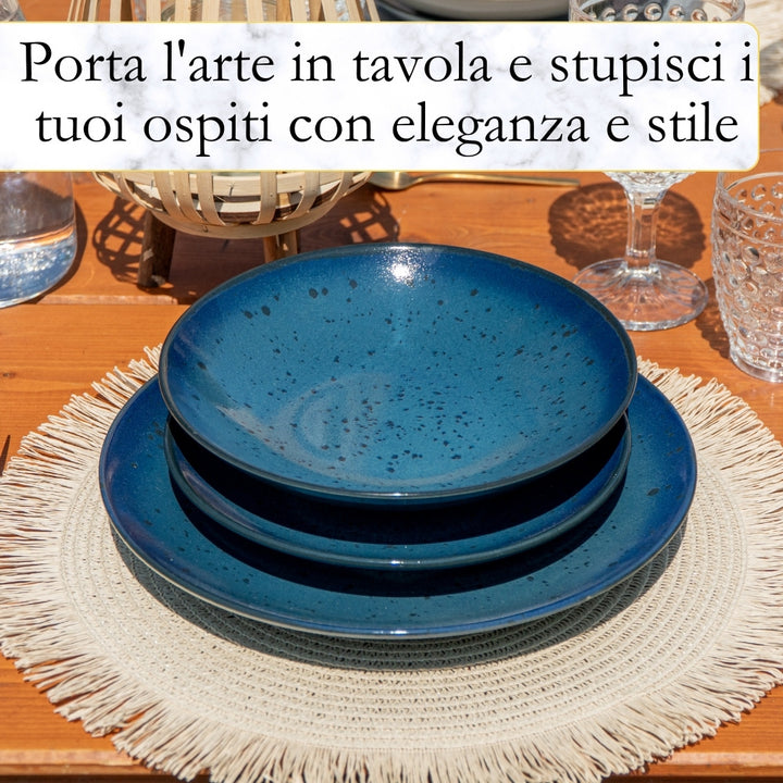 3 piatti in porcellana blu e descrizione